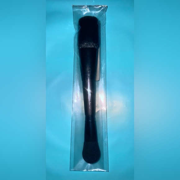 Algenist Reveal Dual Ended Powder Brush. Cheek, Bronze, Blush, Cover, Solid, Fix - Picture 3 of 5